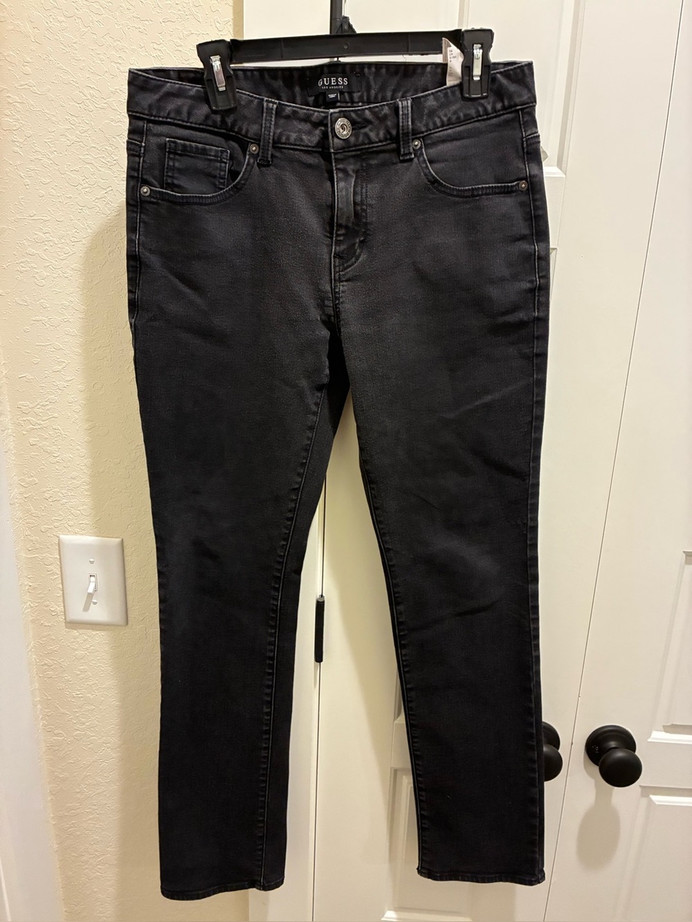 GUESS Women's Black Skinny Jeans